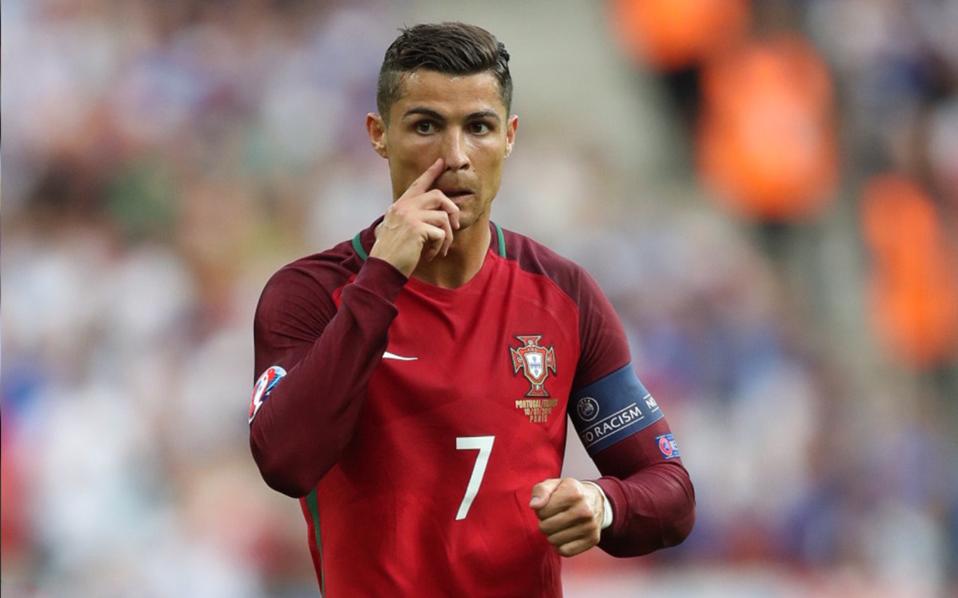 “英超强队疯狂追分，即将迎来最关键比赛”，英超强强对话