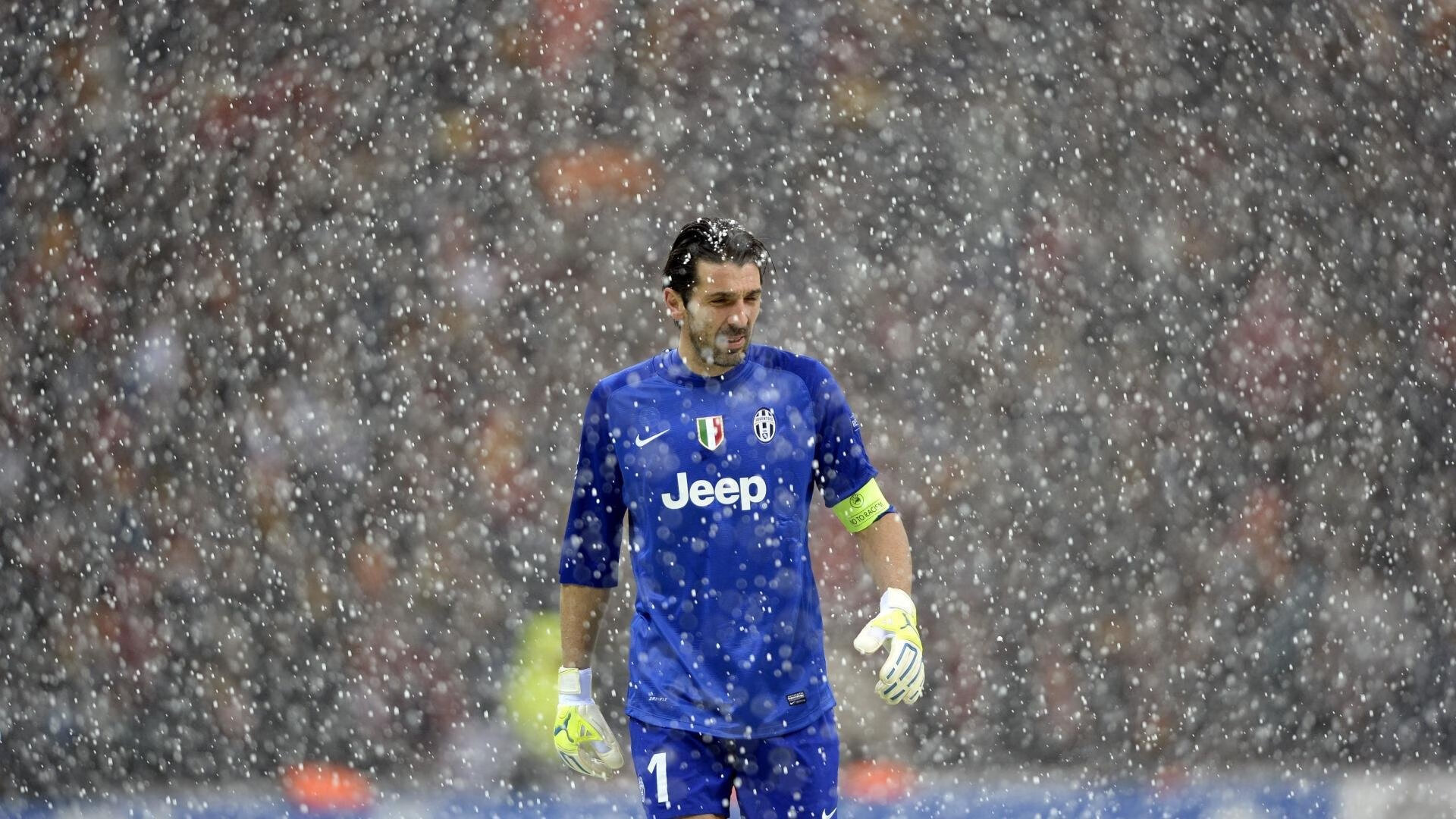 《2025英雄联盟全球总决赛，顶级对决燃爆全场》，2030年英雄联盟全球总决赛